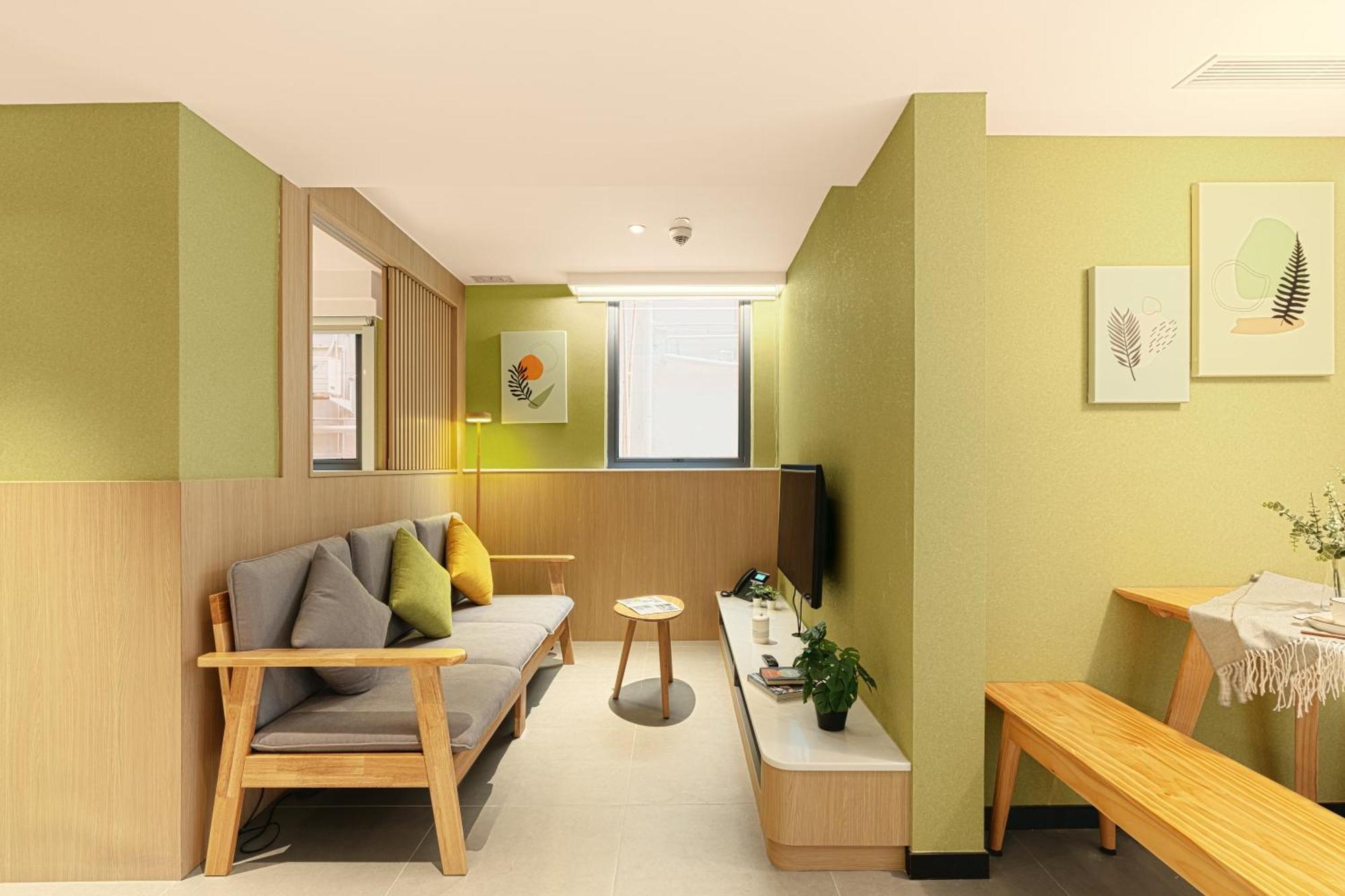 Urbanwood Ap Lei Chau Hotel Hong Kong Bagian luar foto