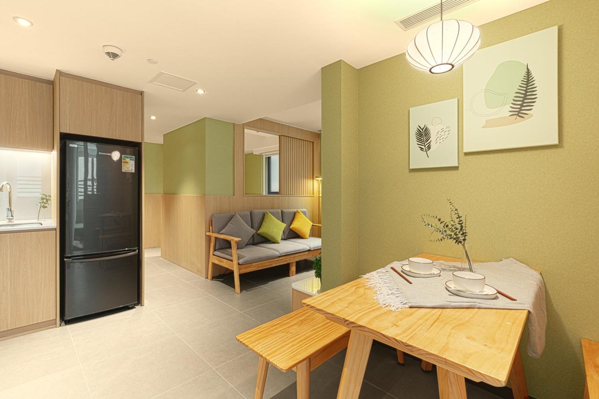 Urbanwood Ap Lei Chau Hotel Hong Kong Bagian luar foto